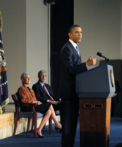 President Barack Obama, HHS Secretary Kathleen Sebelius and NIH Director Francis Collins