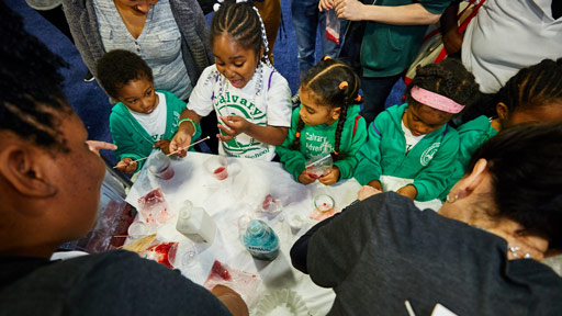 kids doing an experiment