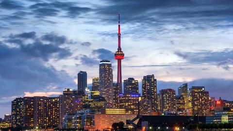 Toronto Ontario skyline 